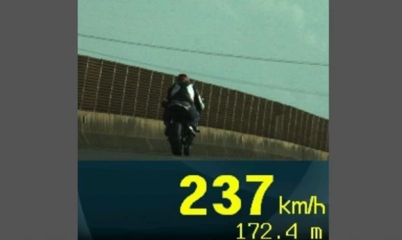 Absurdo na BR-369: PRF Flagra Motocicleta a 237 Km/h em Corbélia