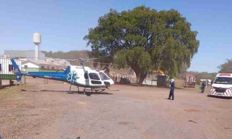 Acidente com caminhão interdita parcialmente a BR-277 em Guaraniaçu