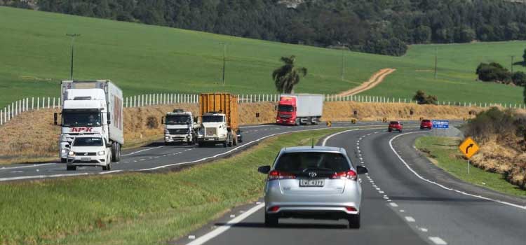 ALERTA: Falta de diesel deve impactar caminhoneiros em todo o Brasil