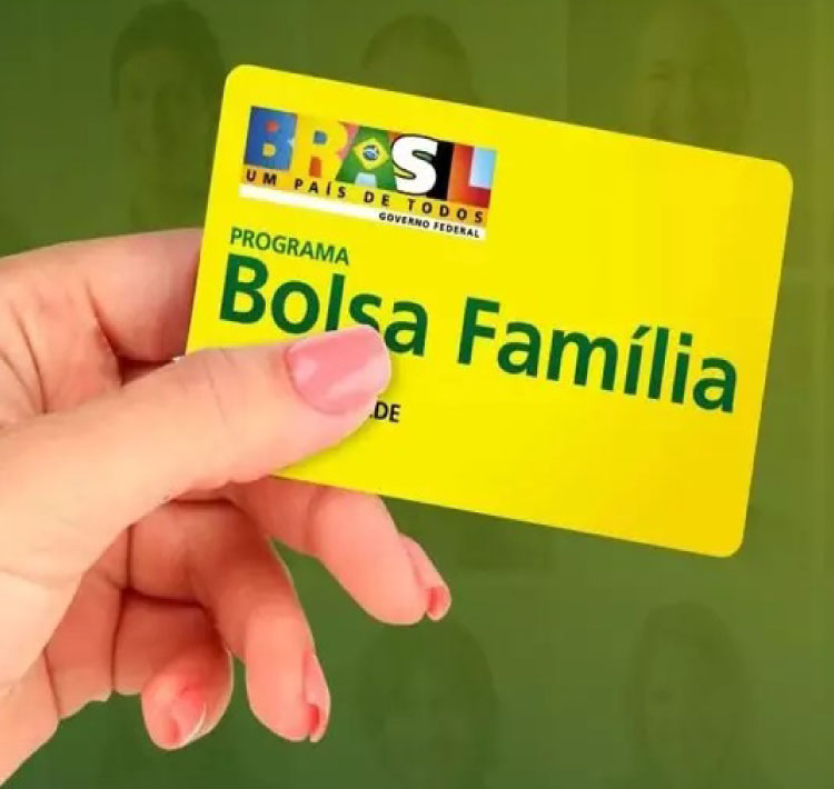 Após pente-fino, governo bloqueia 1,2 milhão de pessoas no Bolsa Família.