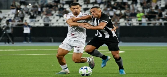 BRASILEIRO: Fluminense recebe Botafogo em clássico no Maracanã.