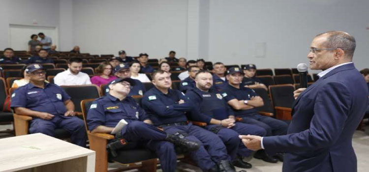 Cascavel anuncia novas medidas para reforçar segurança nas escolas e cmeis.