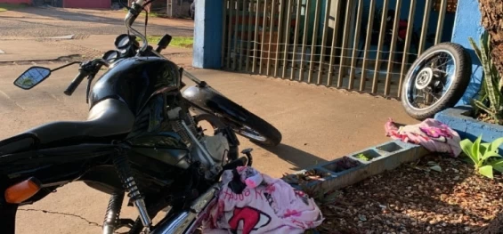 CASCAVEL: Criança quebra as duas pernas após cobertor enroscar na roda de moto.