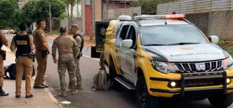 CASCAVEL: Esquadrão antibombas chega para desativar possível artefato.