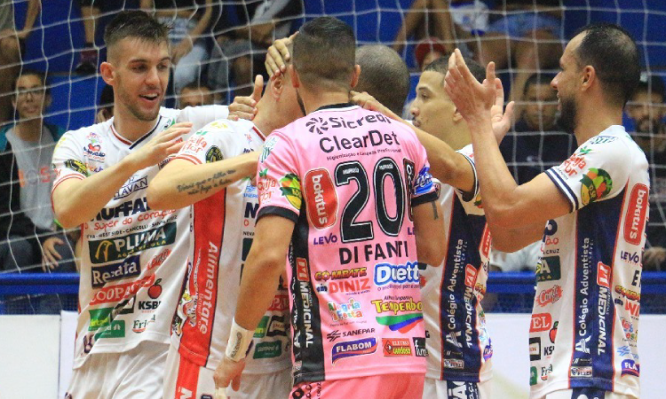 Cascavel Futsal vence o Santo André de virada e conquista 3ª vitória na LNF.