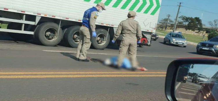 CASCAVEL: Idoso morre atropelado enquanto tentava atravessar a rodovia BR-277.