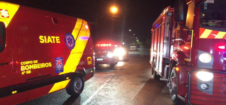 CASCAVEL: Incêndio em residência no Bairro Universitário deixa três pessoas feridas.