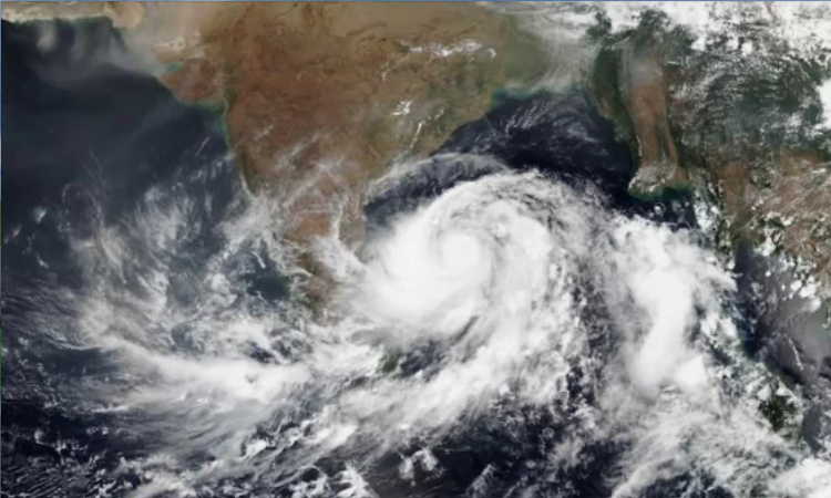 Clima: Ciclone subtropical ameaça estados brasileiros com chuvas extremas e risco de enchentes