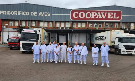 Coopavel é habilitada pelo Iraque como fornecedora preferencial de carne de frango