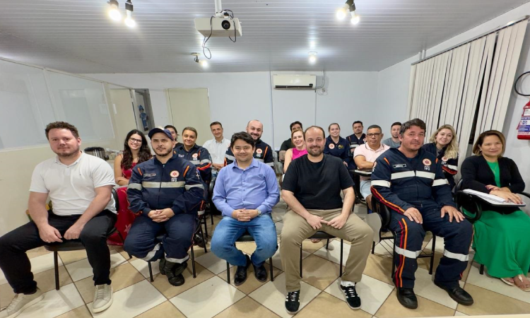 Curso de Eletrocardiograma Capacita Médicos do SUS na Região Oeste do Paraná.