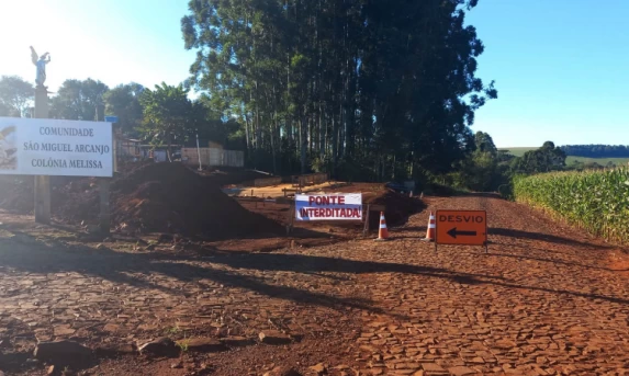 DER/PR já iniciou reforma da ponte sobre o Rio Melissa em Cascavel.