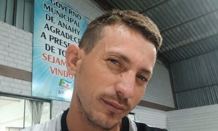 DESAPARECIDO: Família busca por homem sumido em Anahy; pertences foram encontrados à beira de riacho