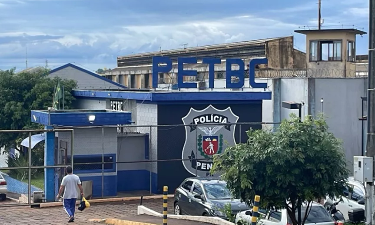 Detento engole lâmina de barbear e é atendido pelo Samu em Cascavel.