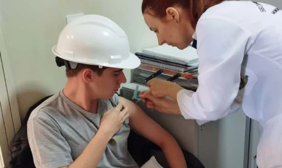 Dia da Imunização reforça importância da prevenção; 31 vacinas são gratuitas no Paraná