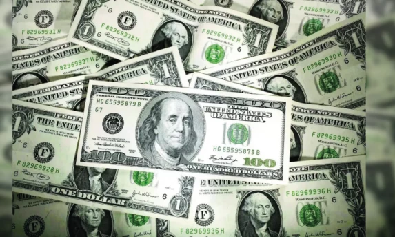 Dólar sobe para R$ 5,58 com agravamento de tensões com EUA