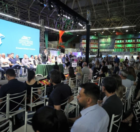 Durante sessão especial em ponta grossa, assembleia recebe reivindicações da população dos campos gerais.