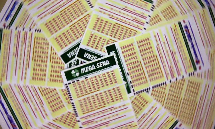 É HOJE! MEGA-SENA SORTEIA PRÊMIO ACUMULADO DE R$ 34 MILHÕES NESTE SÁBADO É HOJE! MEGA-SENA SORTEIA PRÊMIO ACUMULADO DE R$ 34 MILHÕES NESTE SÁBADO