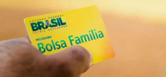 ECONOMIA: Valor médio do Bolsa Família bate recorde e chega a R$ 672.