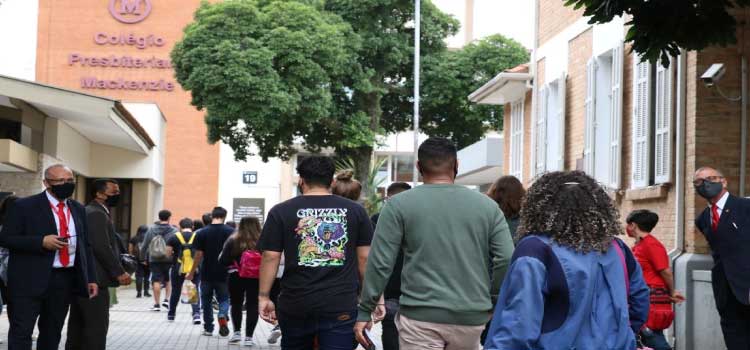 EDUCAÇÃO: Candidatos do Prouni têm até hoje para se inscrever na lista de espera.