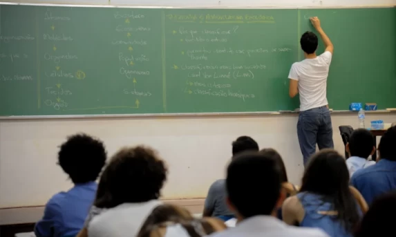 BC informa que teto para rotativo vale a partir desta quarta-feira