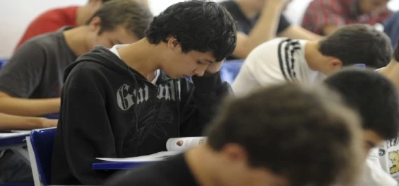 EDUCAÇÃO: Prazo para convocação de lista de espera do Fies termina nesta sexta.