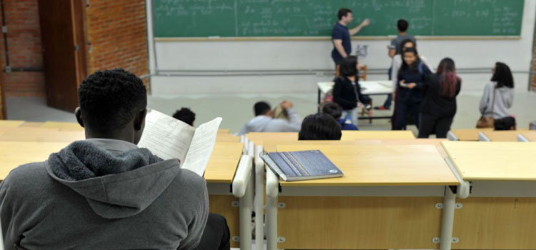 EDUCAÇÃO: Prazo para lista de espera do Prouni termina nesta quinta-feira.