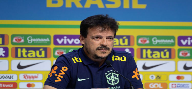 ESPORTES: Diniz convoca Seleção praticamente sem mudanças para as eliminatórias.