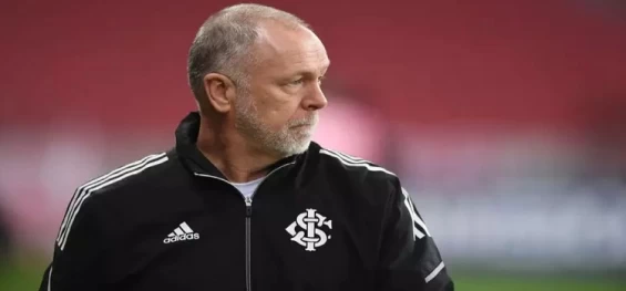 ESPORTES: Internacional demite Mano Menezes e já tem técnico favorito para assumir.