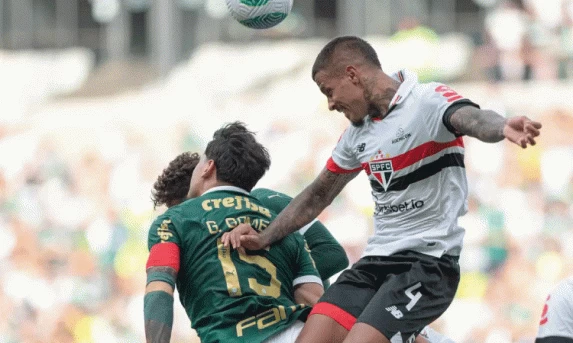 ESPORTES: São Paulo bate Palmeiras e vence a Supercopa do Brasil pela 1ª vez.
