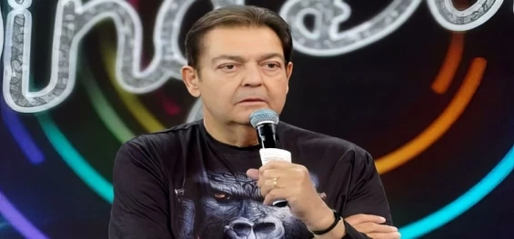 Faustão passa por transplante de coração.