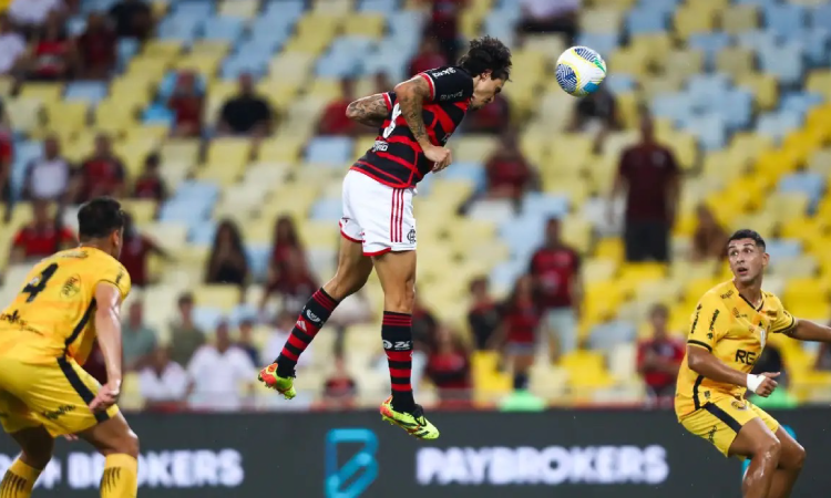 Fla conta com gol de Pedro para derrotar Amazonas na Copa do Brasil.