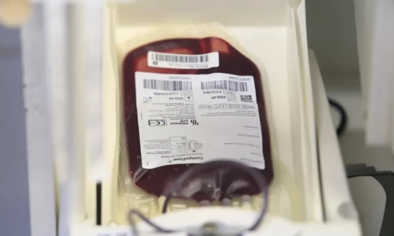Fundação Pró-Sangue alerta para nível crítico nos estoques e pede prioridade à doação antes da vacinação