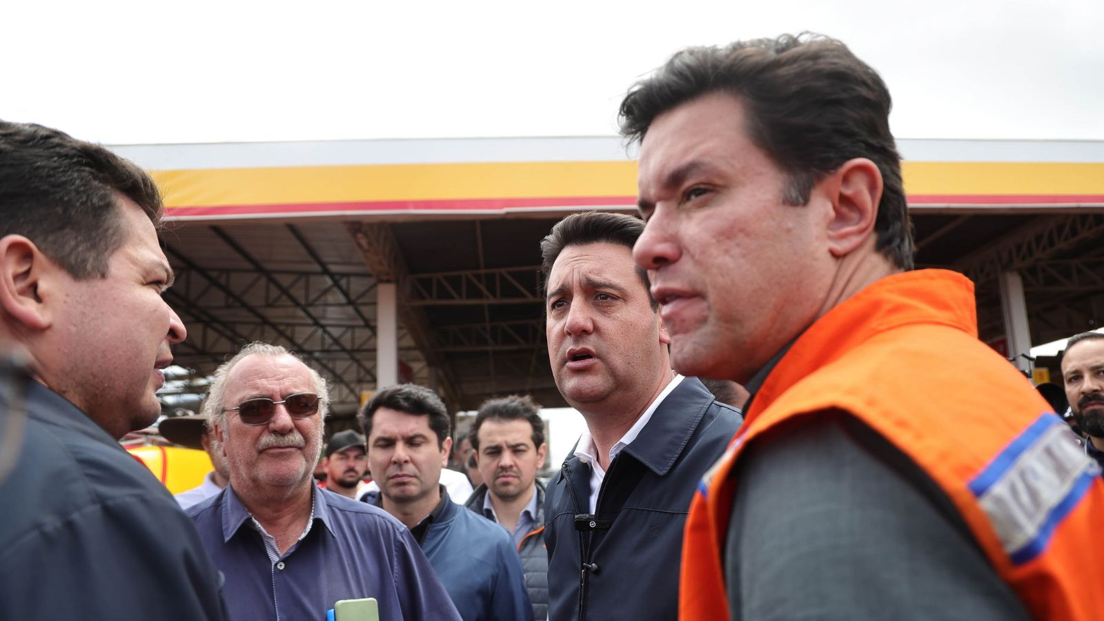 GOVERNADOR RATINHO JUNIOR SANCIONA LEI E LIBERA ATÉ R$ 50 MIL DIRETO PARA FAMÍLIAS DE RIO BONITO DO IGUAÇU