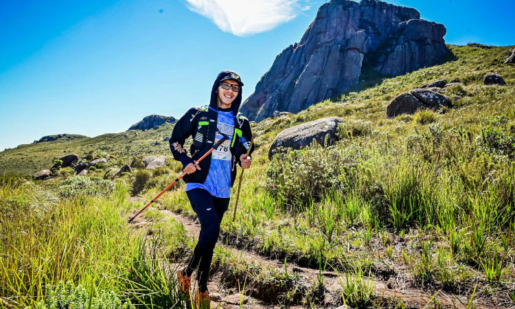 GUARANIAÇU: Atleta participa de corrida em trilha na região de Itatiaia (RJ).