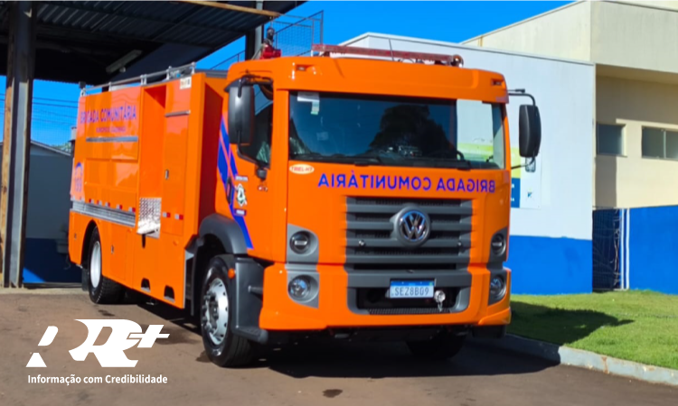 GUARANIAÇU: Bombeiros Comunitários recebem novo veículo de Combate a Incêndios.