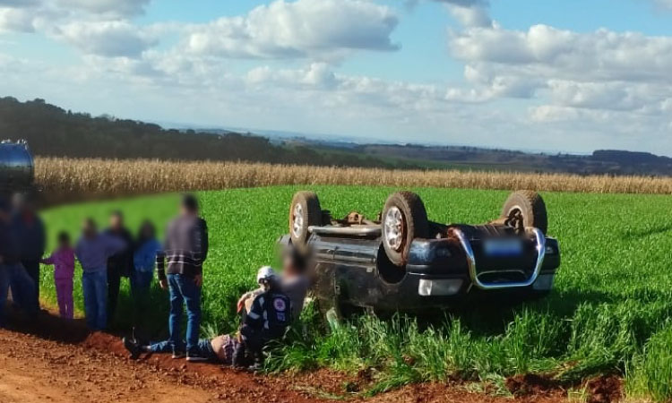 GUARANIAÇU: Casal fica ferido após acidente na PR-471.