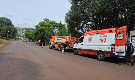 GUARANIAÇU:  Ciclista sofre ferimentos moderados após queda.