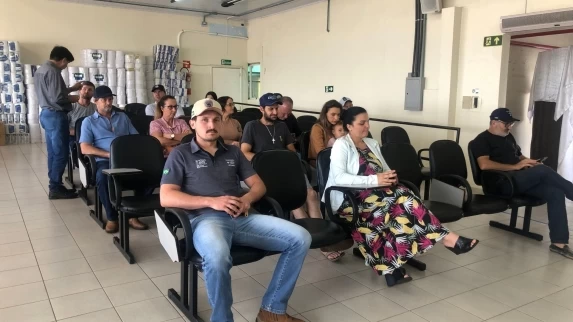 Guaraniaçu: Governo Municipal investe na melhoria da genética do gado leiteiro