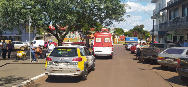 GUARANIAÇU: Homem é morto a golpes de faca em estabelecimento comercial no centro da cidade.   