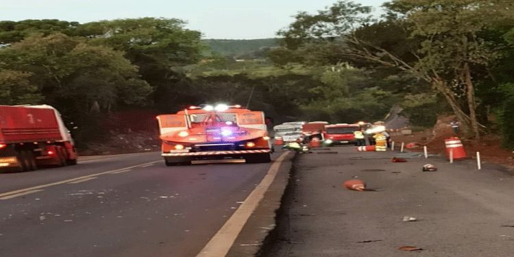 GUARANIAÇU: Homem perde a vida ao ser atropelado no KM 511 da rodovia BR 277, próximo à comunidade de Paredão.