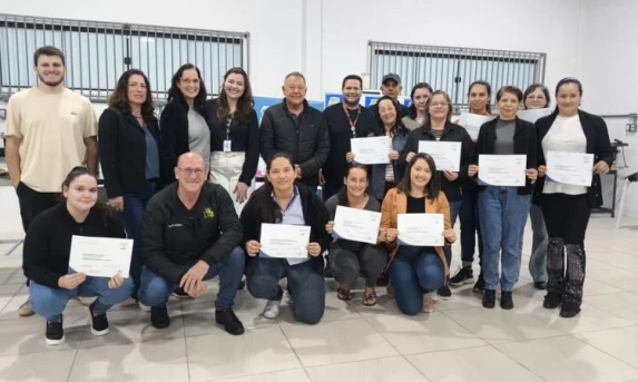 GUARANIAÇU: Participantes de curso de panificação recebem certificação do SENAC/PR