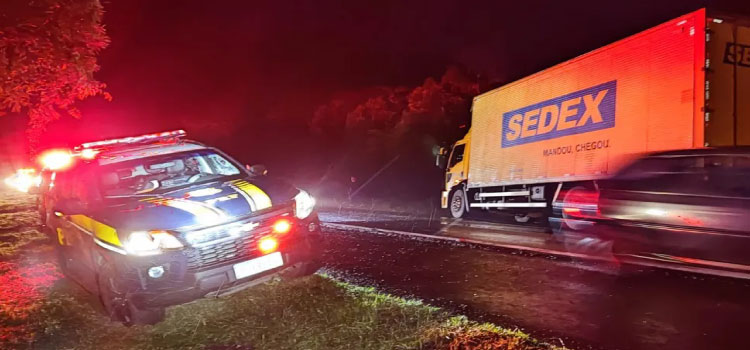 Homem morre atropelado por caminhão na BR-376 em Prudentópolis.