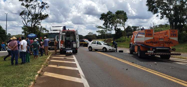 IBEMA: Colisão na rodovia BR 277 provoca ferimentos moderados em quatro pessoas