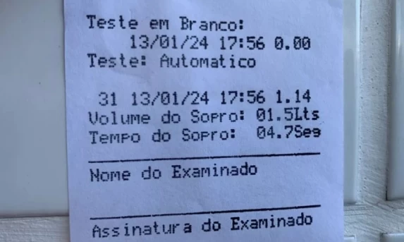 IBEMA: Motorista alcoolizado bate em carro e é preso.