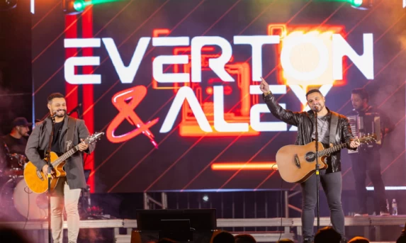 Ibema Vibra com Show de Everton & Alex na Noite de Sábado