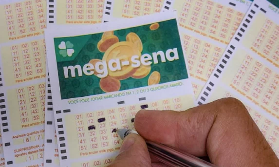 Mega-Sena sorteia nesta terça-feira prêmio acumulado em R$ 120 milhões.