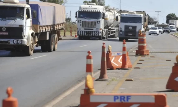 Motoristas têm até terça-feira para fazer exame toxicológico.