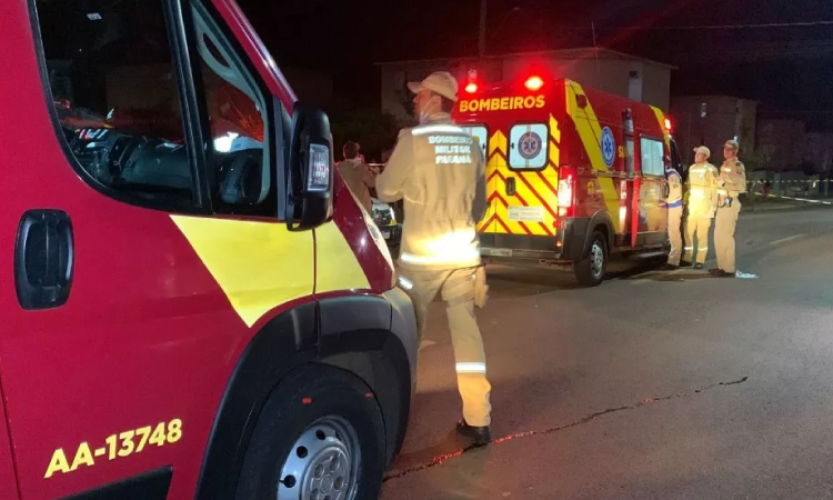 Mulher e criança são baleadas no Conjunto Riviera, em Cascavel.