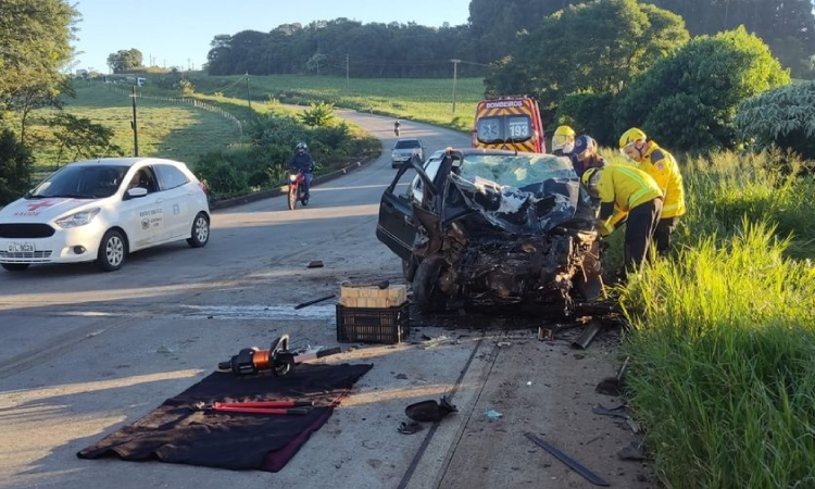 Mulher morre em grave acidente na BR-163, no Oeste de SC.