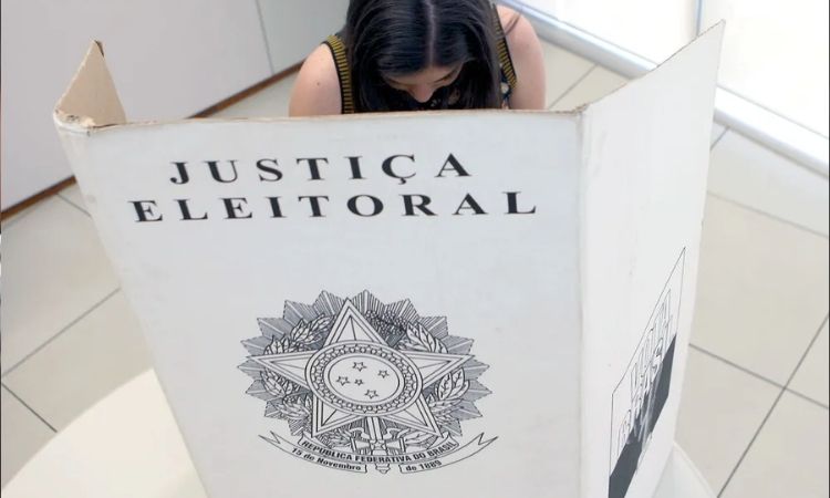 Mulheres são 53% do eleitorado do Paraná; veja propostas dos candidatos para o público feminino